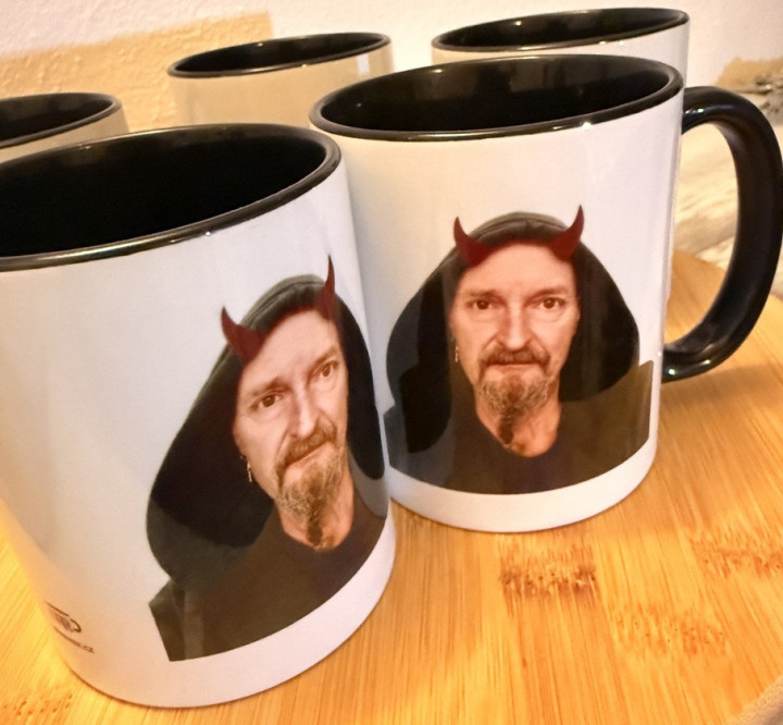 Originální hrnek #DEMONMARTAS